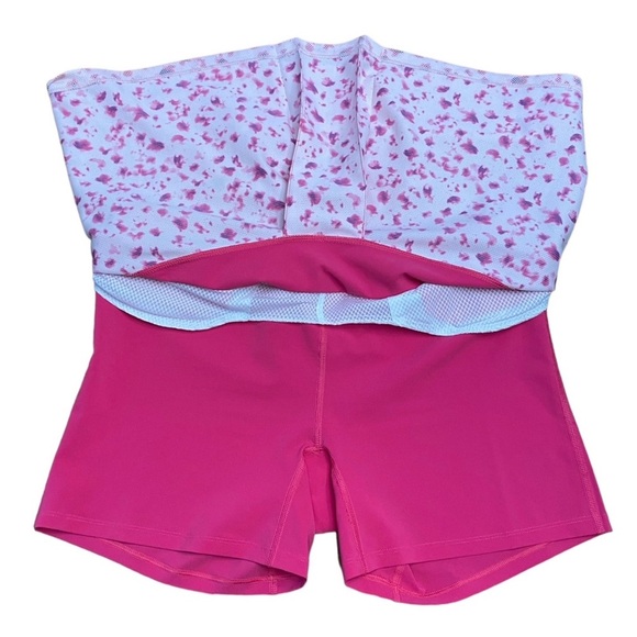 Adidas, Pull On Golf Skort, Size Medium, Pink & White  🏌️‍♀️ - Picture 5 of 10